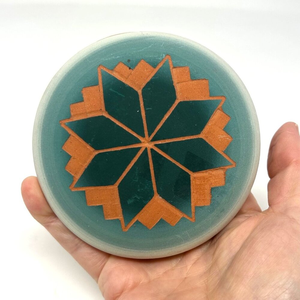 Native American ~ High Elk Sioux Pottery Trinket Bowl ~ Star Pattern